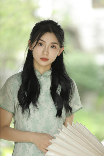 女子鼻骨骨折一个月后直接美出新高度