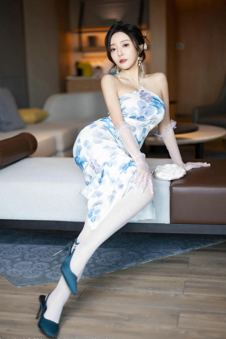 丁禹兮粉丝买光线股票赚了